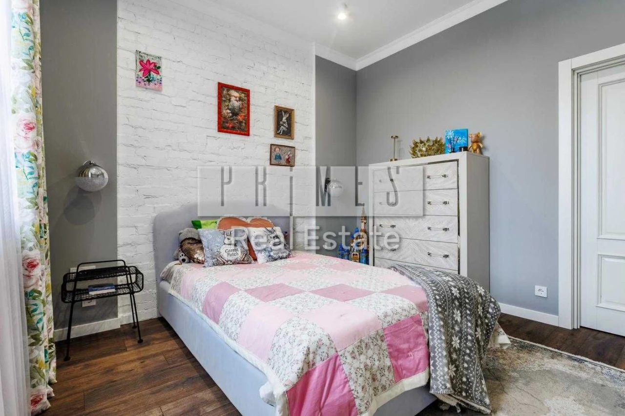 Apartment for Sale - Podol Grad Complex