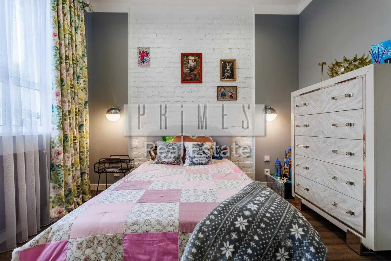 Apartment for Sale - Podol Grad Complex