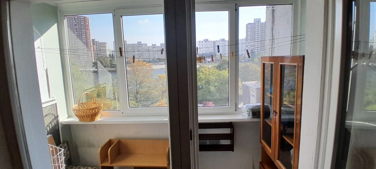 Sale of a 2-bedroom apartment on Dr. Zhukova Street
