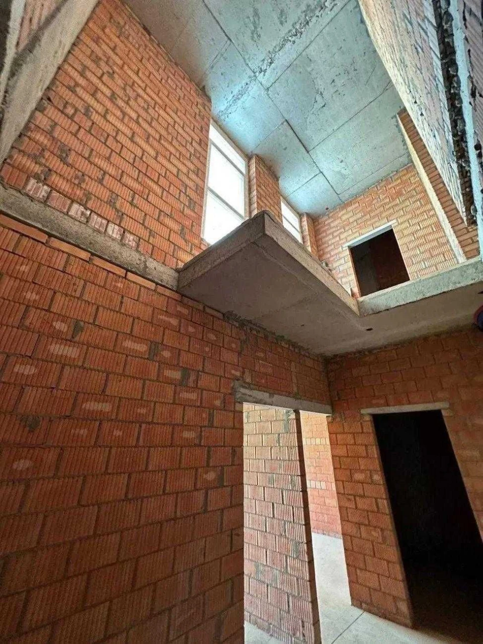 Sale of a 1-bedroom apartment with a terrace in the "Rusavskaya Gavon" residential complex