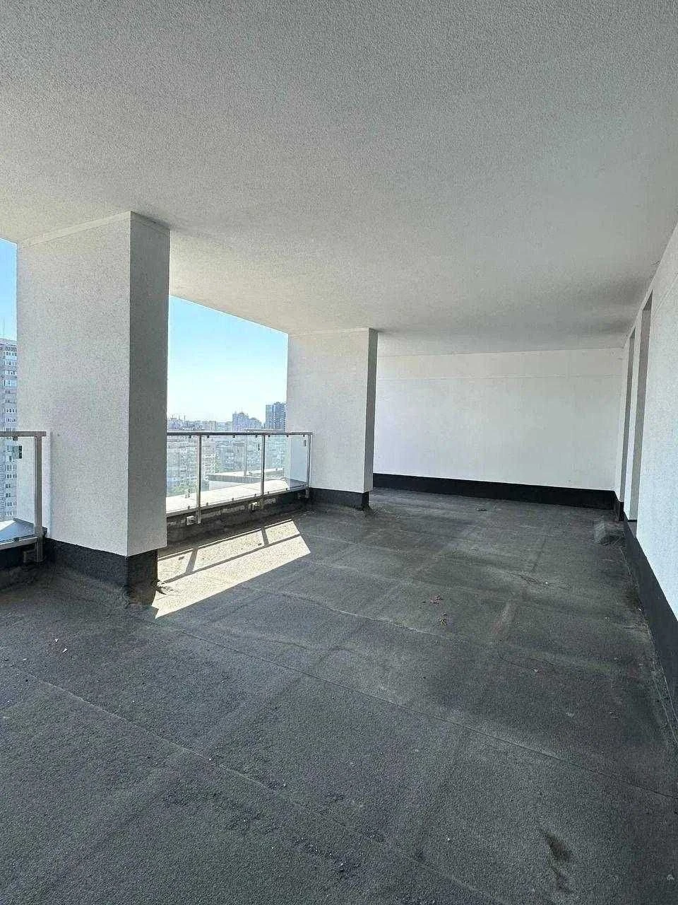 Sale of a 1-bedroom apartment with a terrace in the "Rusavskaya Gavon" residential complex