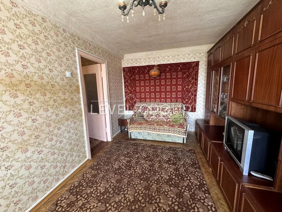 Продаж 2-к. квартири І. Мазепи 4 (Січневого Повстання) Арсен