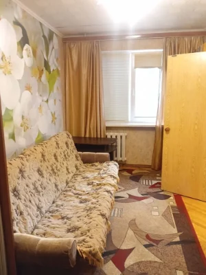 Є-Відновлення-ТАК. 2-к. кв-ра з газом по вул Стражеско. Медм