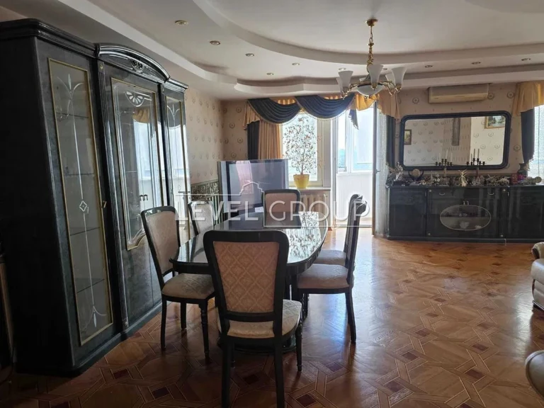 Продається 3-кімнатна квартира, проспект Івасюка, 22, м. Мінськ