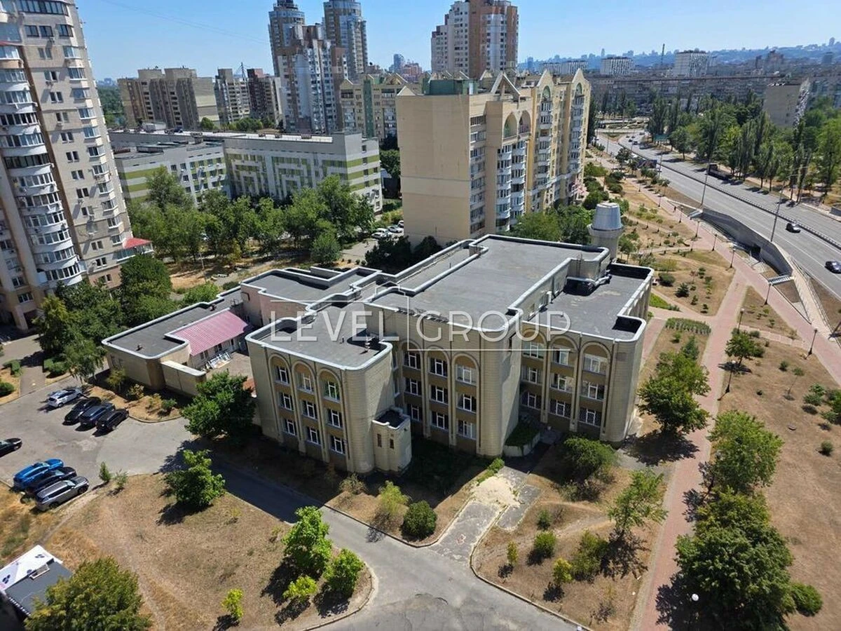 Продам 3-кімнатну квартиру, Івасюка проспект 22 м. Мінська