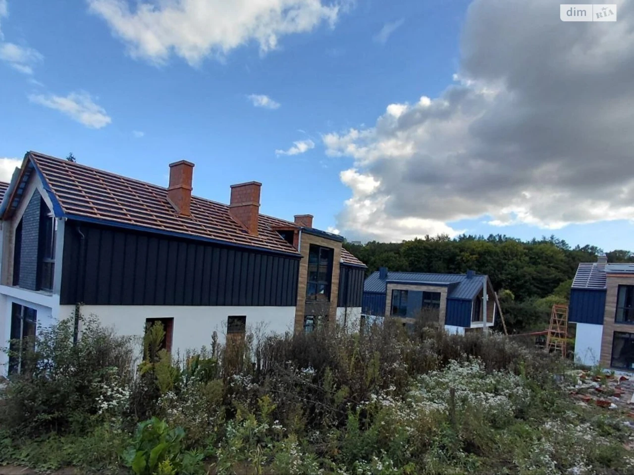 Sale of Duplex in Holosko