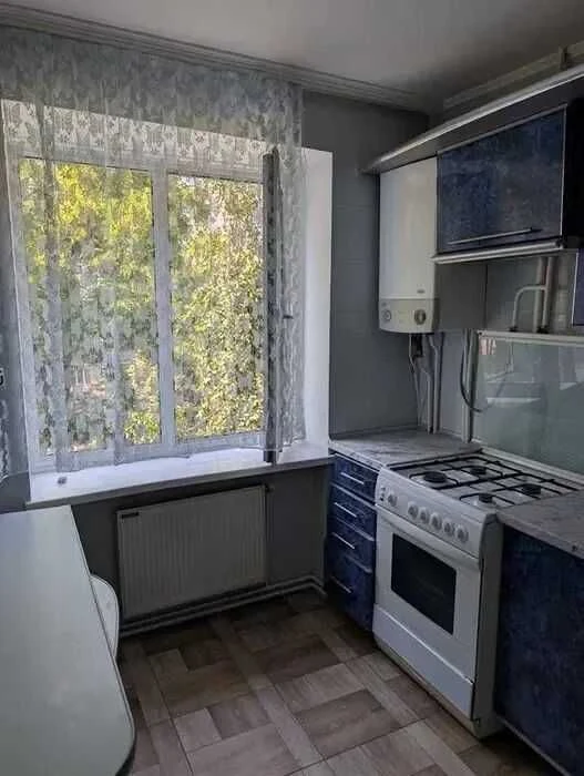 Продаж 2 кім.квартири в чудовому стані з ІНД.ОПАЛЕННЯМ,повер