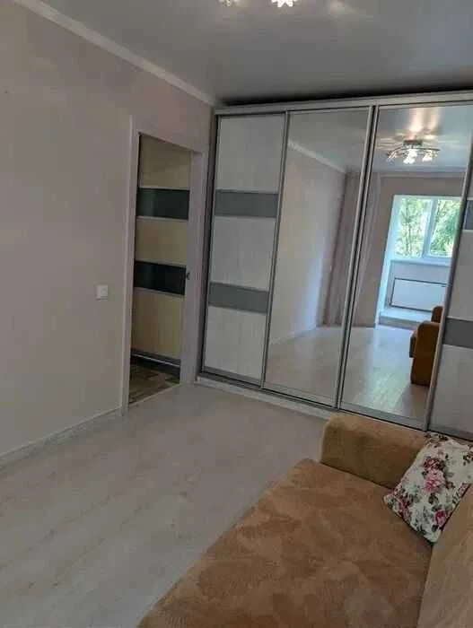 Продаж 2 кім.квартири в чудовому стані з ІНД.ОПАЛЕННЯМ,повер
