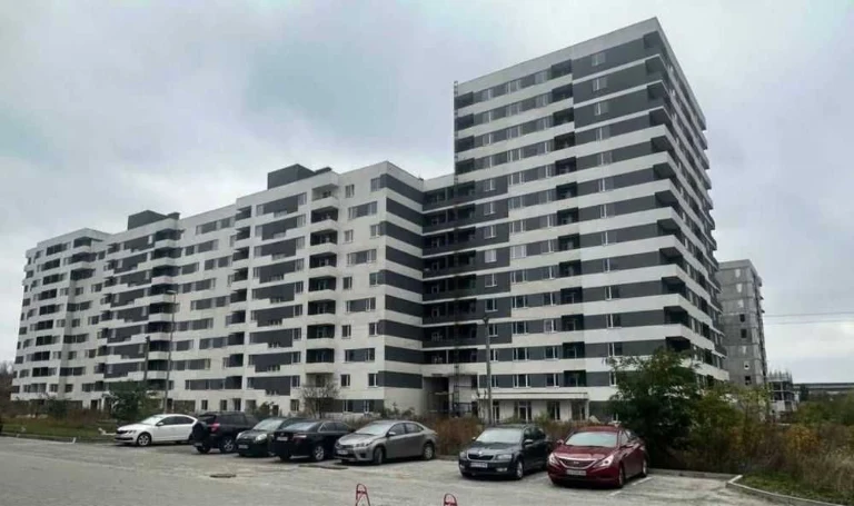For Sale: One-bedroom apartment in the "Prolesok" residential complex, Street