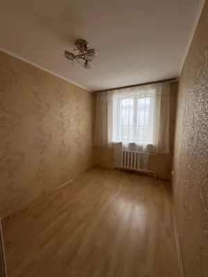 Продам 2-к квартиру з ремонтом на Генерала Бочарова (3-284-1