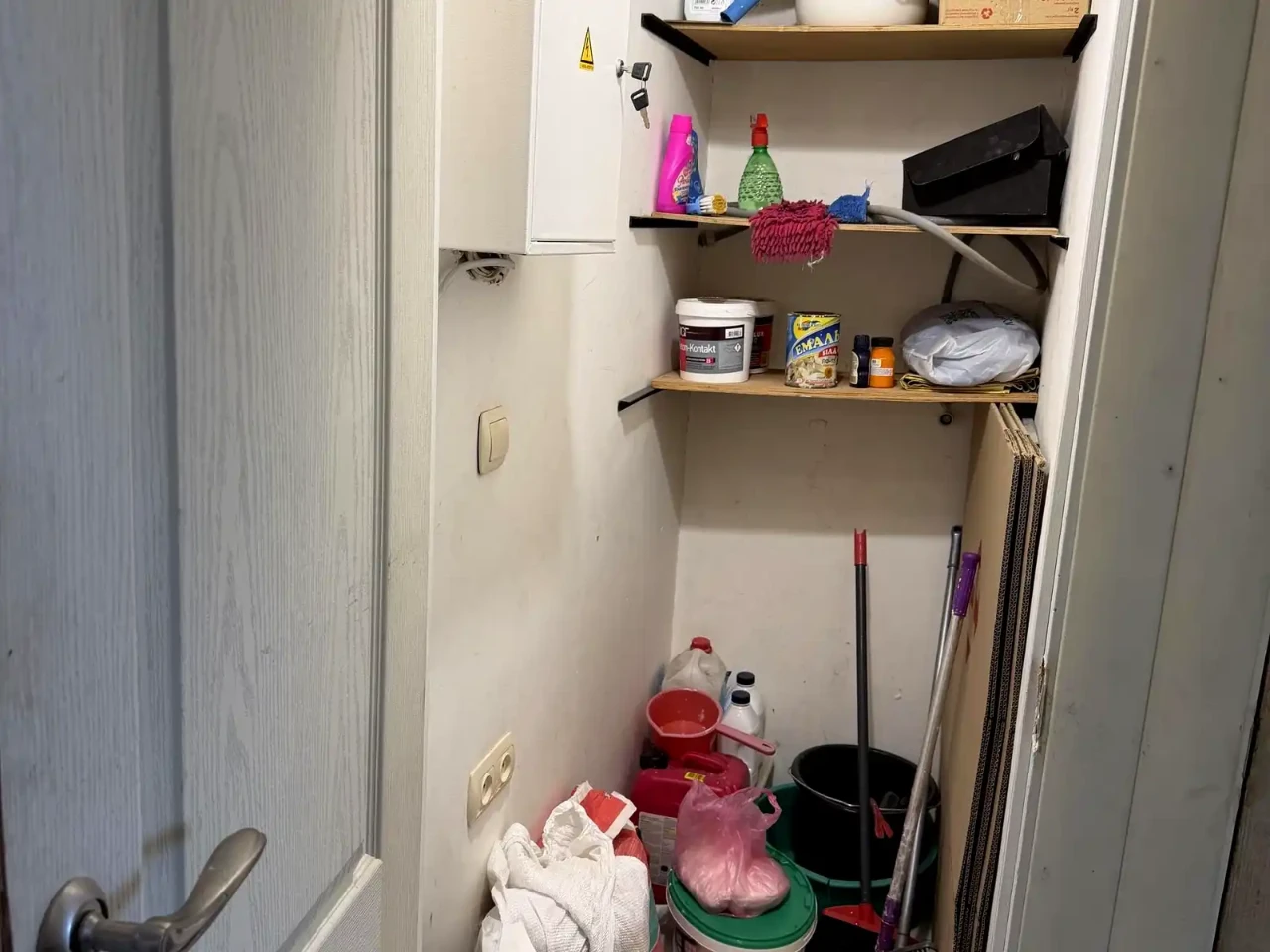 Rent 2-room apartment 48 m² on the 8th floor.