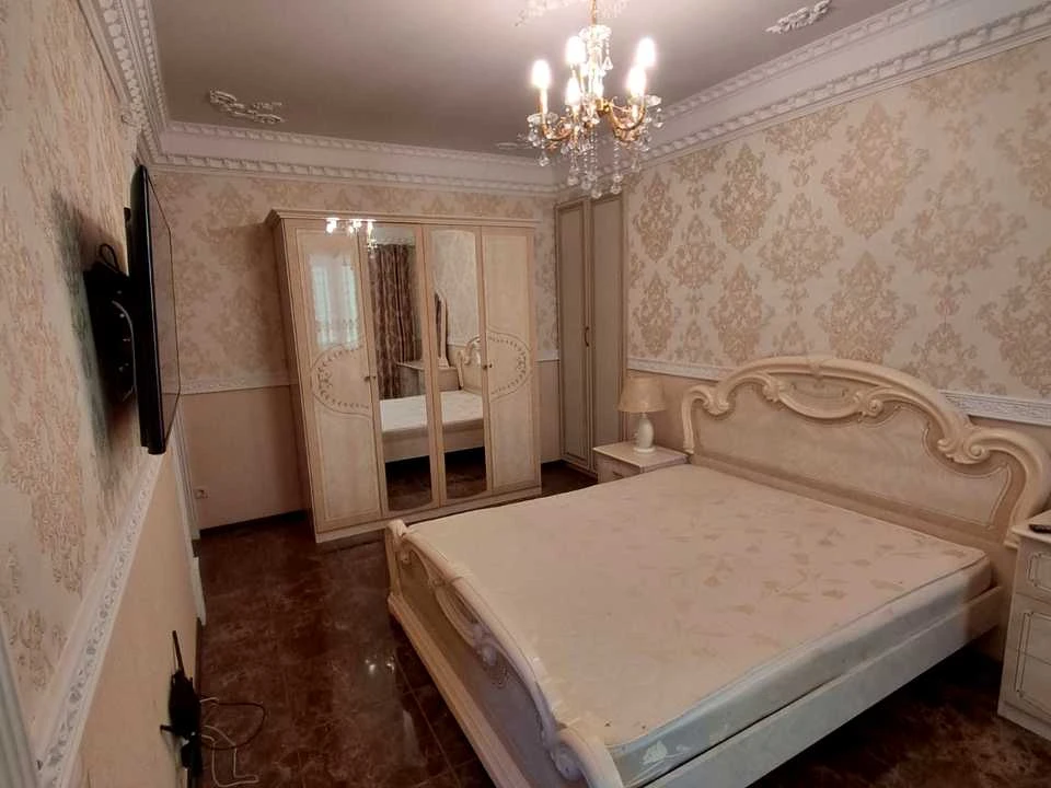 Квартира. Київ, Марії Приймаченко бульв.