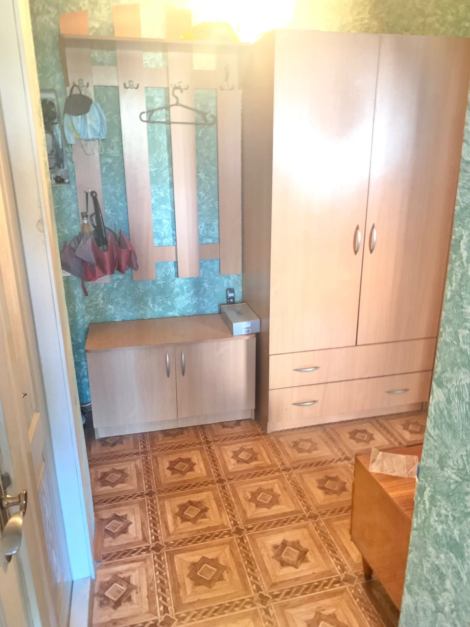 Sale of a 2-room apartment on Novgorod-Seversk Street 1