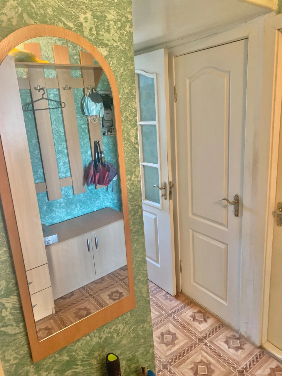Sale of a 2-room apartment on Novgorod-Seversk Street 1