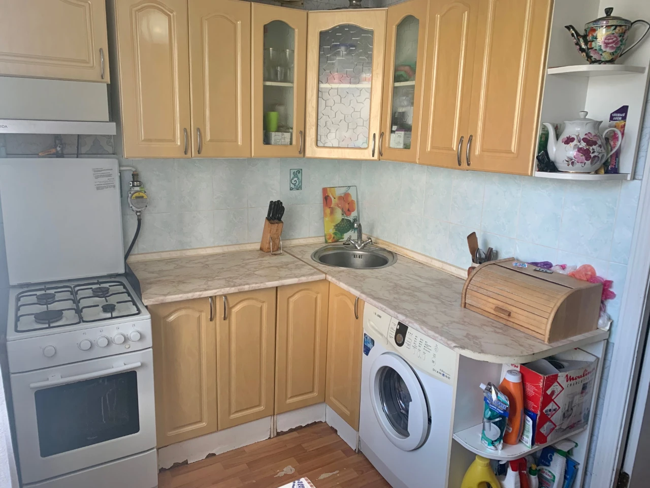Sale of a 2-room apartment on Novgorod-Seversk Street 1