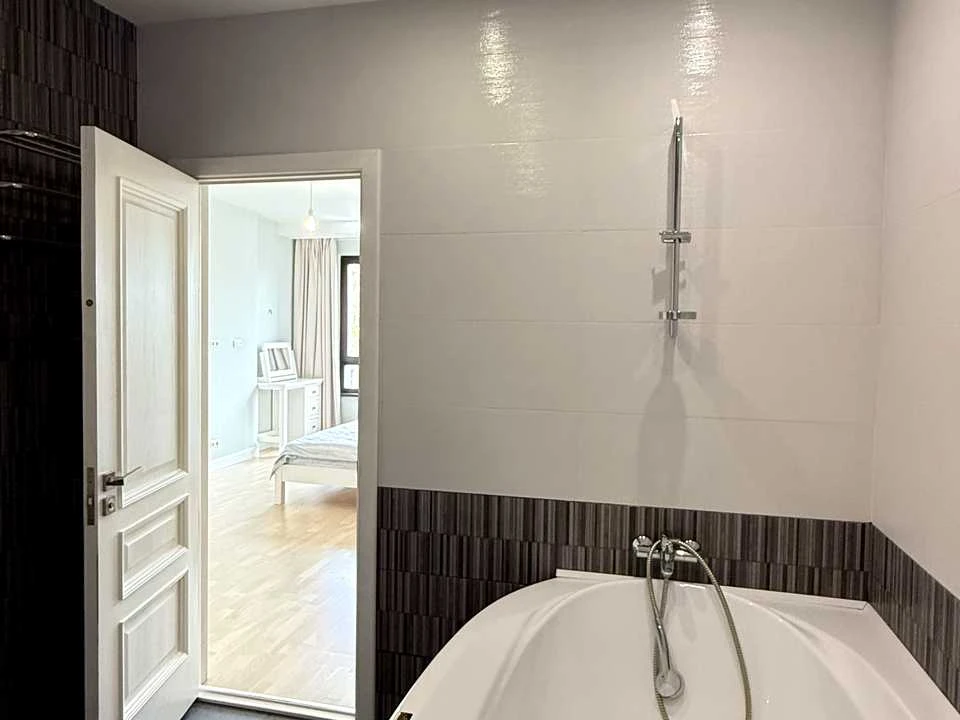 Apartment. Holosiivsky Prospect, Kyiv