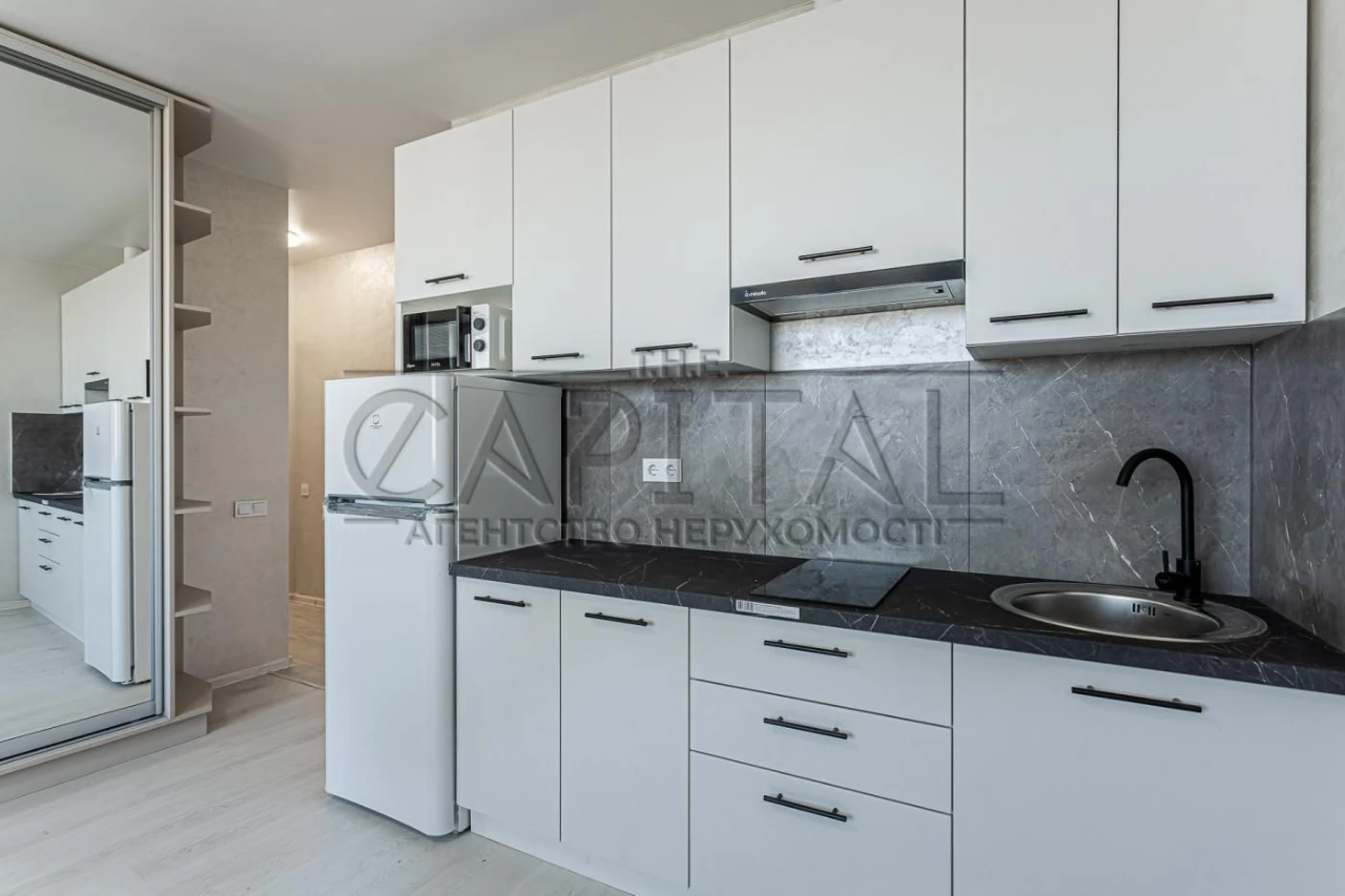 Sale of a 3-bedroom apartment, ЖК Navigator, Address: Auto Zavodska Street, Obolon