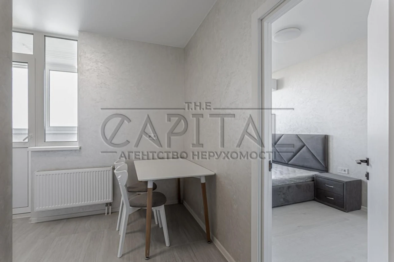 Sale of a 3-bedroom apartment, ЖК Navigator, Address: Auto Zavodska Street, Obolon