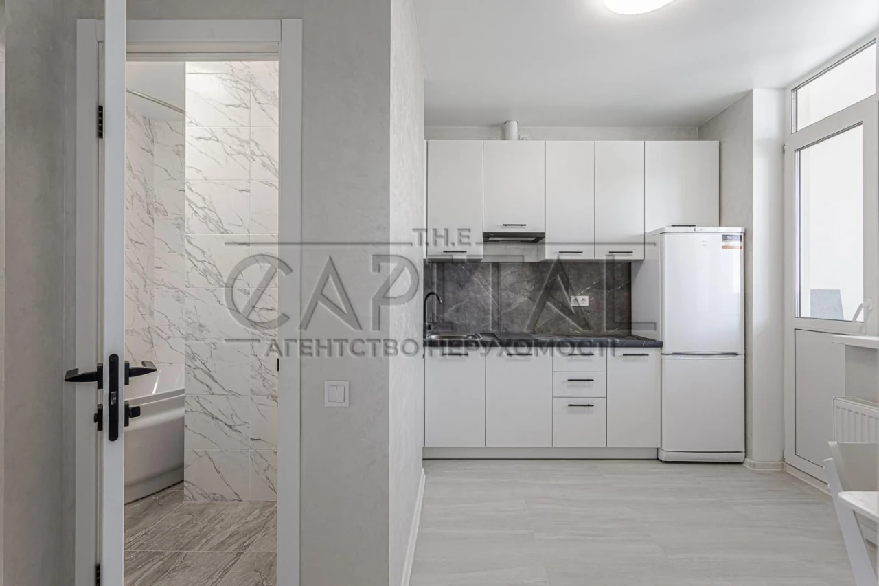 Sale of a 3-bedroom apartment, ЖК Navigator, Address: Auto Zavodska Street, Obolon