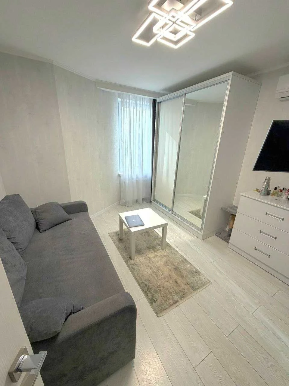 1-room apartment for sale in a new building in Tairovo