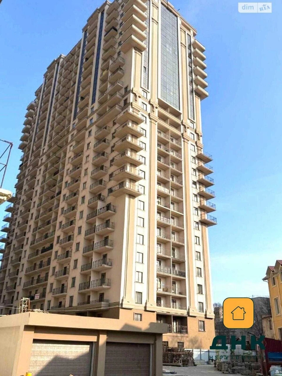 Acropolis Residence. Fountain. Victory Park. Sea and city view. Arcadia