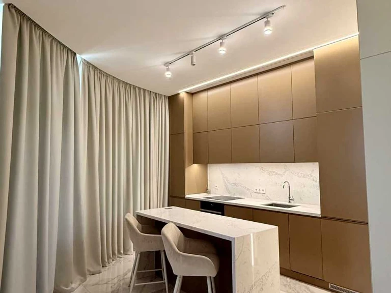 Apartment. Kyiv, Mykhaylo Boychuk St. (Kikvidze)