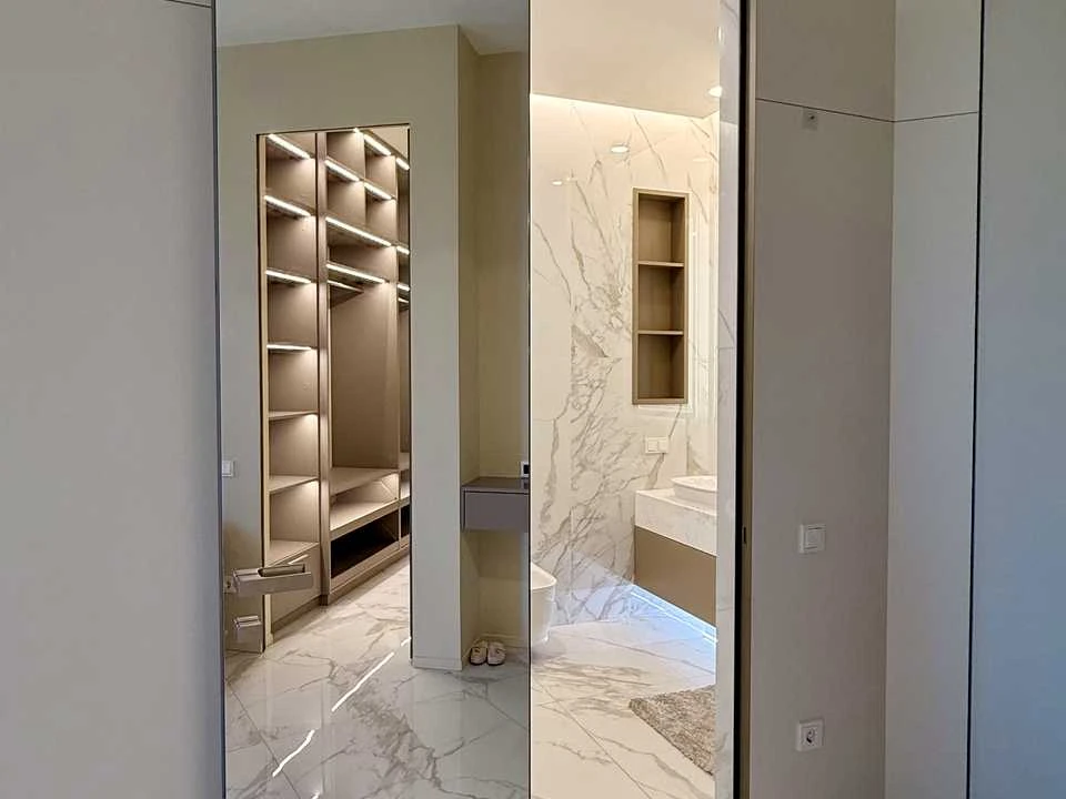 Apartment. Kyiv, Mykhaylo Boychuk St. (Kikvidze)