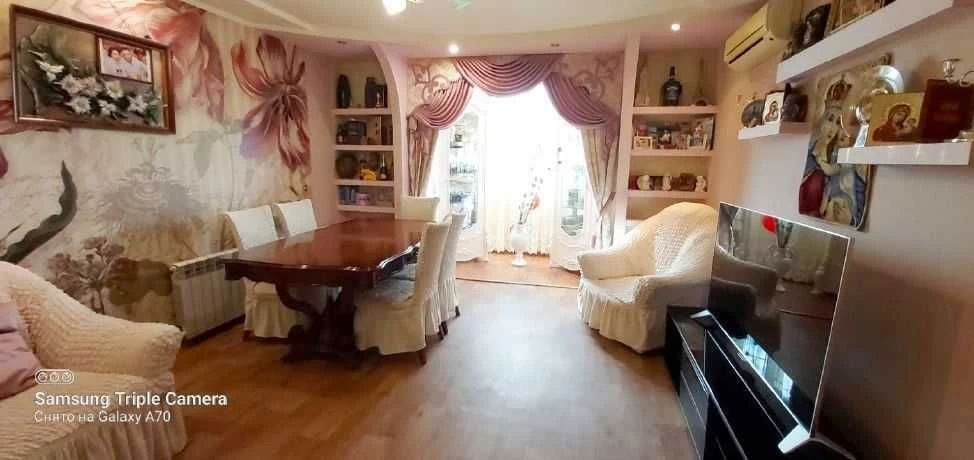 4-room apartment with renovation on Saharova Street