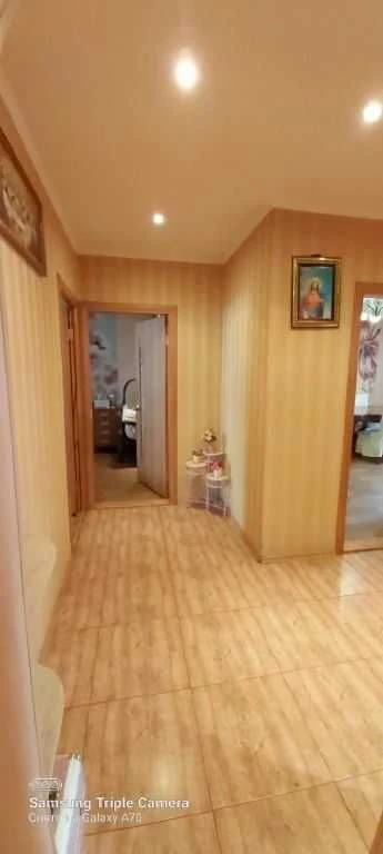 4-room apartment with renovation on Saharova Street