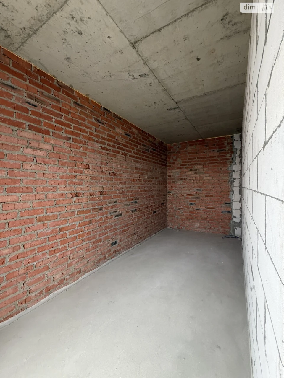 Apartment for Sale in Kumбари