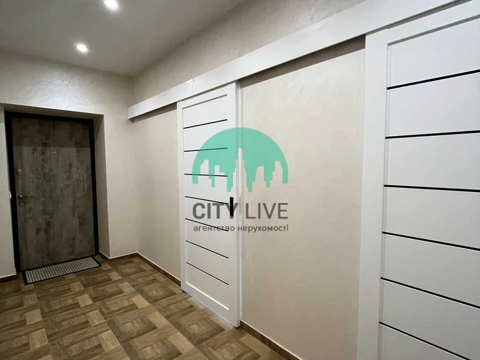 Apartment. Ivano-Frankivsk, Priozerna Street