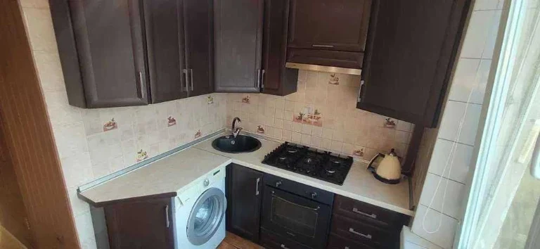 Selling a 3-room apartment, major renovation, 65m, 11/1