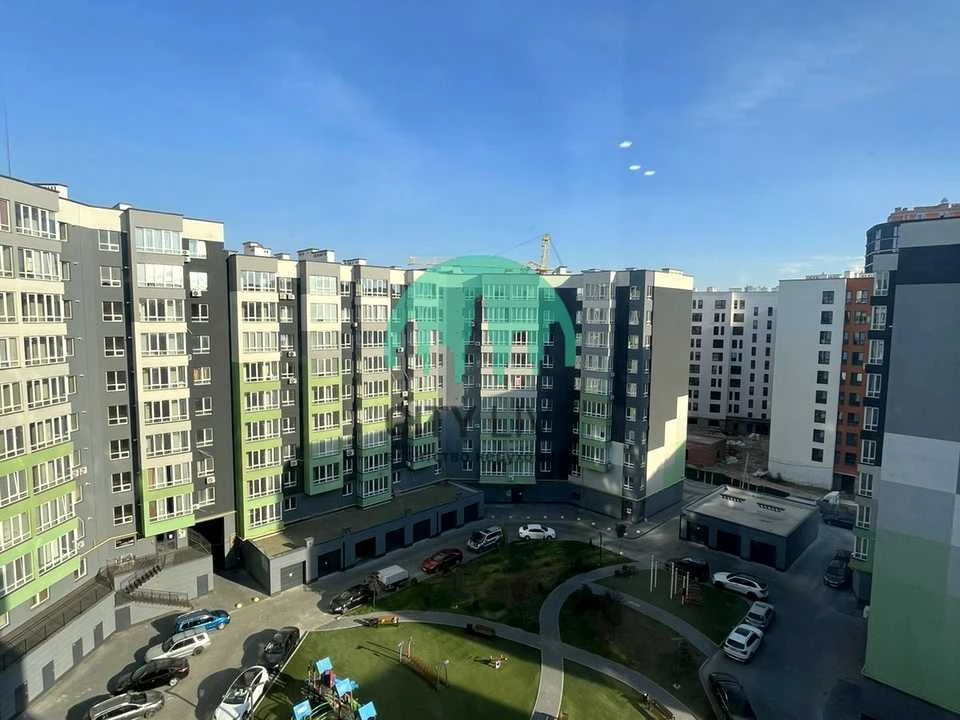 Apartment. Ivano-Frankivsk, Priozerna Street