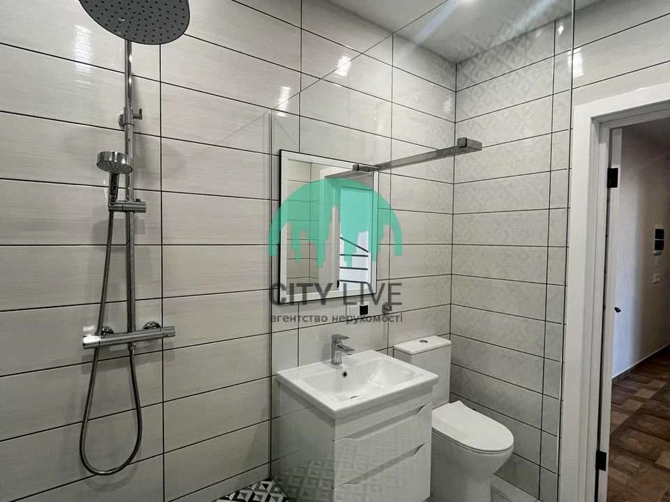 Apartment. Ivano-Frankivsk, Priozerna Street