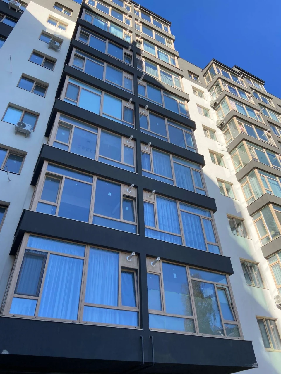 Urgent: 1-bedroom apartment in Dibrova Park Center, Park Шевchenko