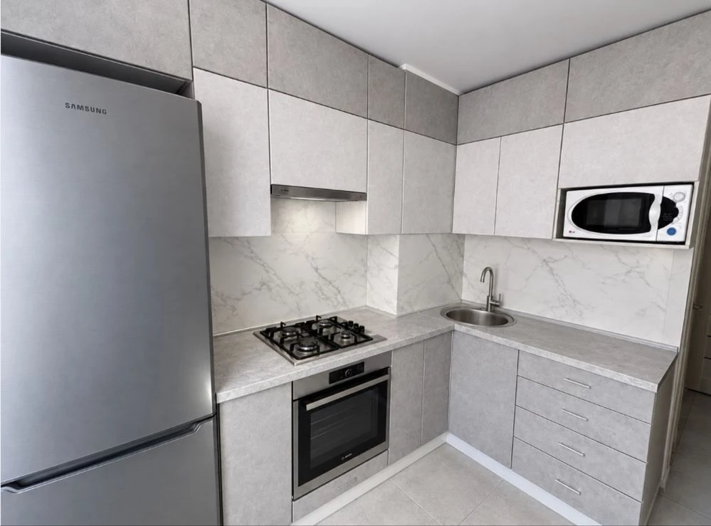 Sale of a 2-room apartment, Sady