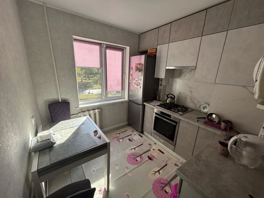 Sale of a 2-room apartment, Sady