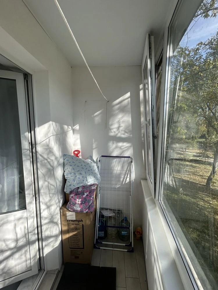 Sale of a 2-room apartment, Sady