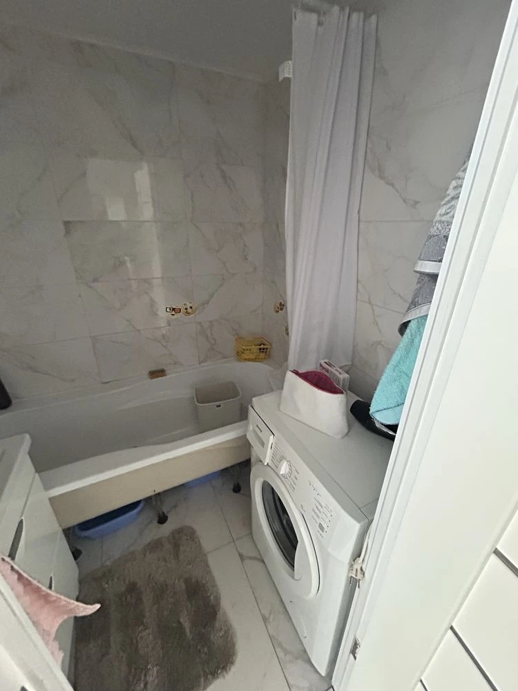Sale of a 2-room apartment, Sady