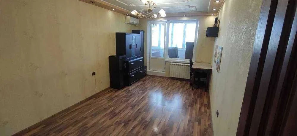 Selling a 3-room apartment, major renovation, 65m, 11/1
