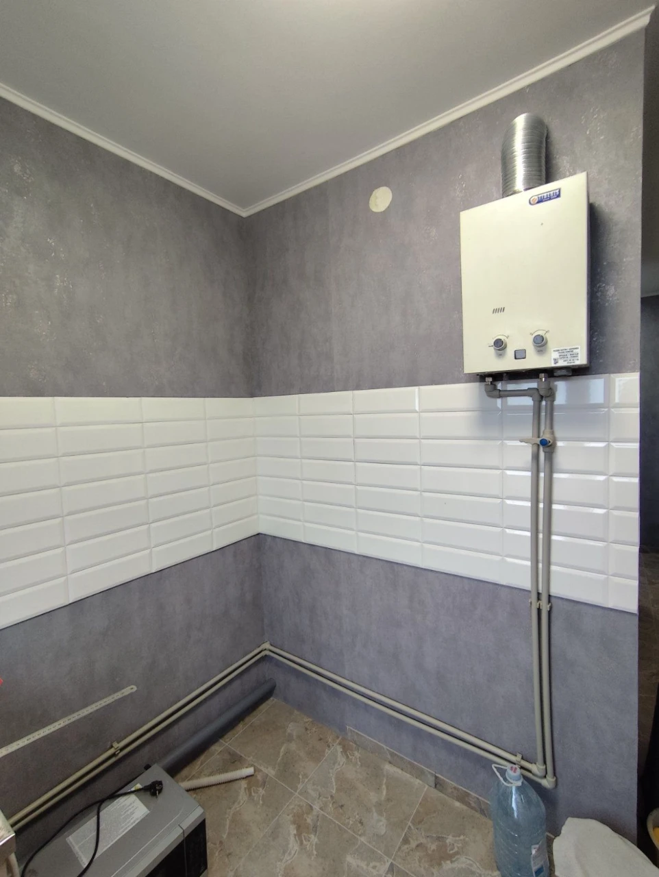 Two-bedroom apartment for sale on Nebesnaya Sotni Street