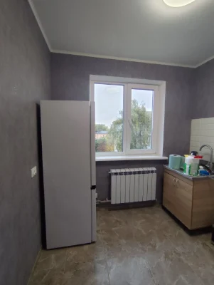 Two-bedroom apartment for sale on Nebesnaya Sotni Street