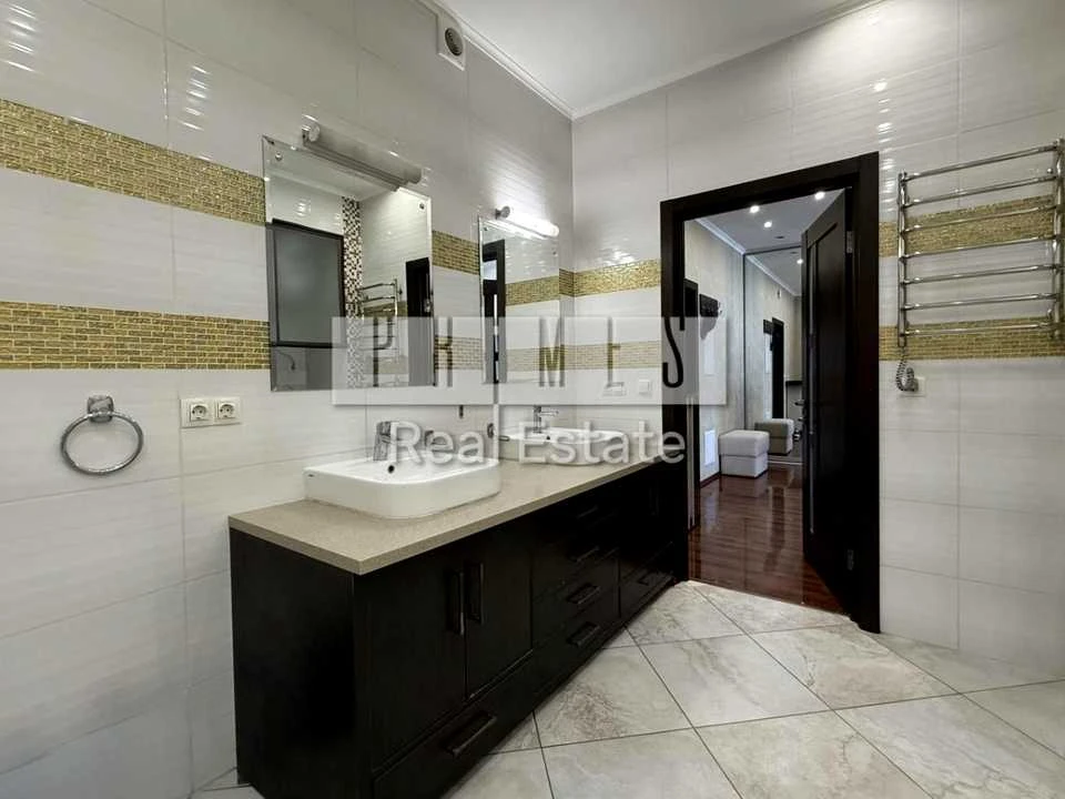 Apartment. Dniprovska naborozna st.