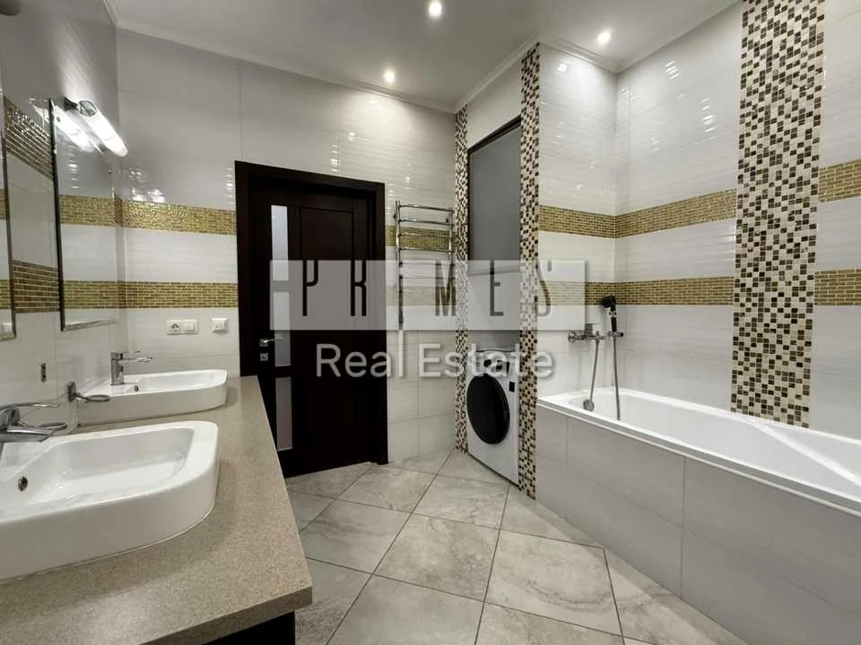 Apartment. Dniprovska naborozna st.