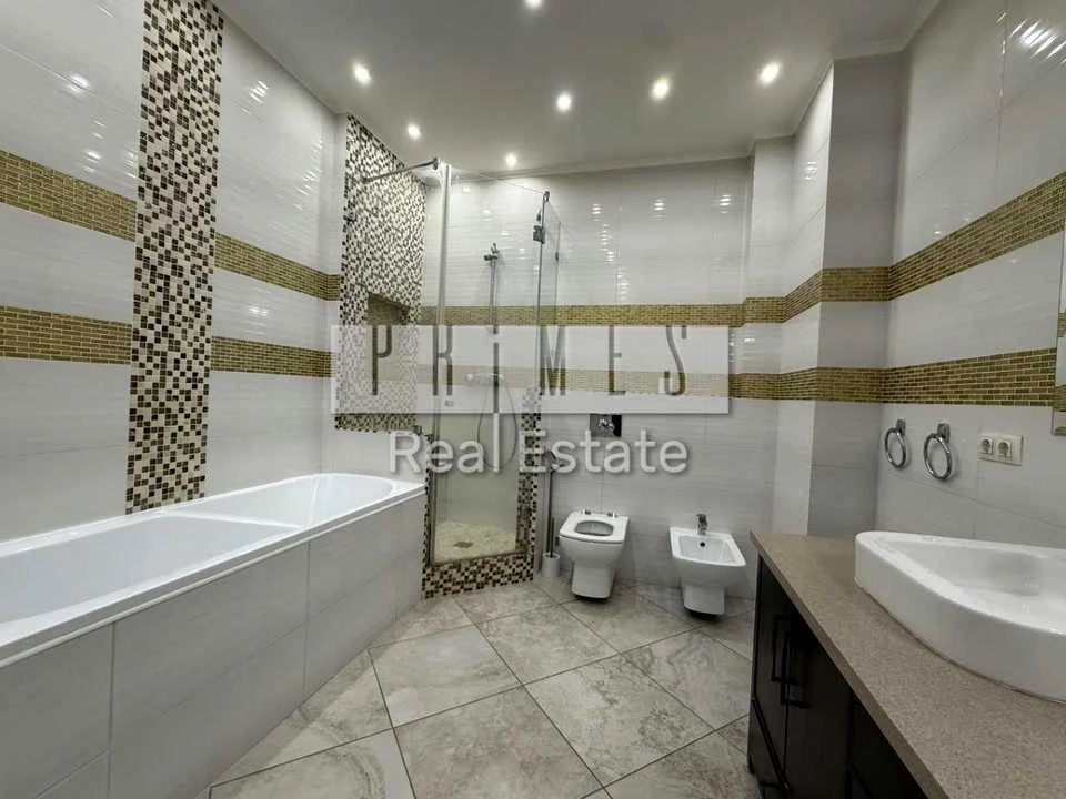 Apartment. Dniprovska naborozna st.