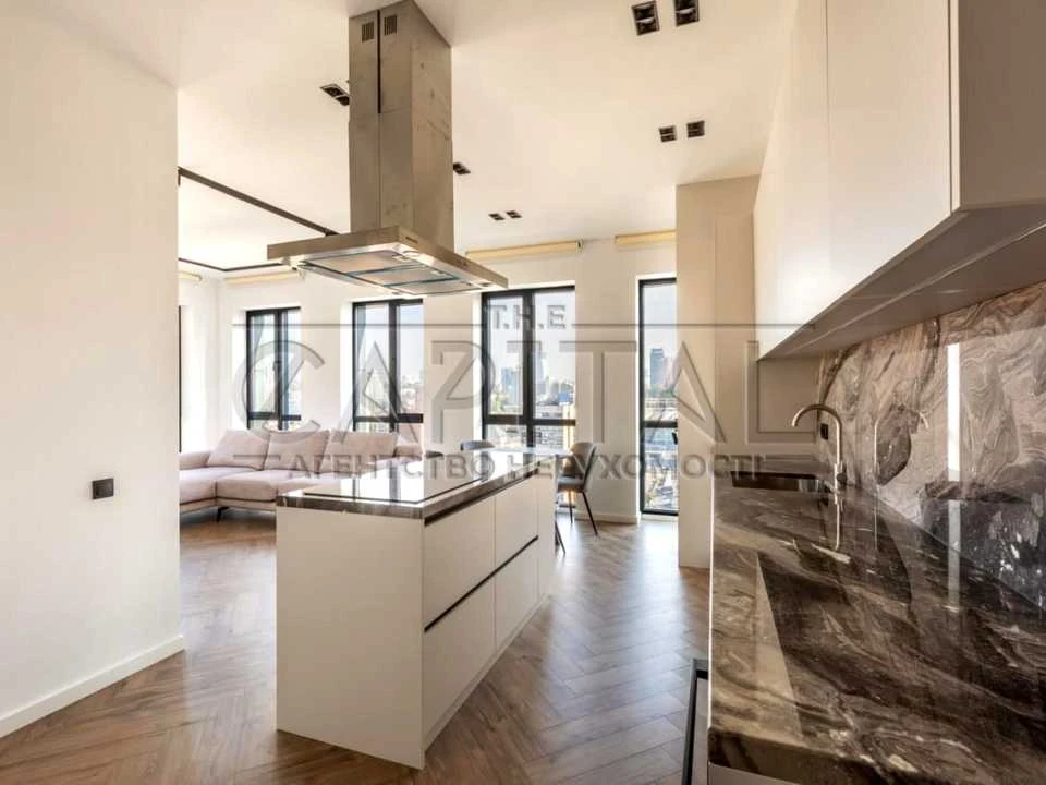 Apartment. Antonovicha st.