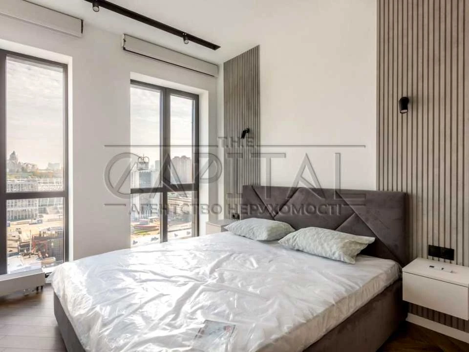 Apartment. Antonovicha st.