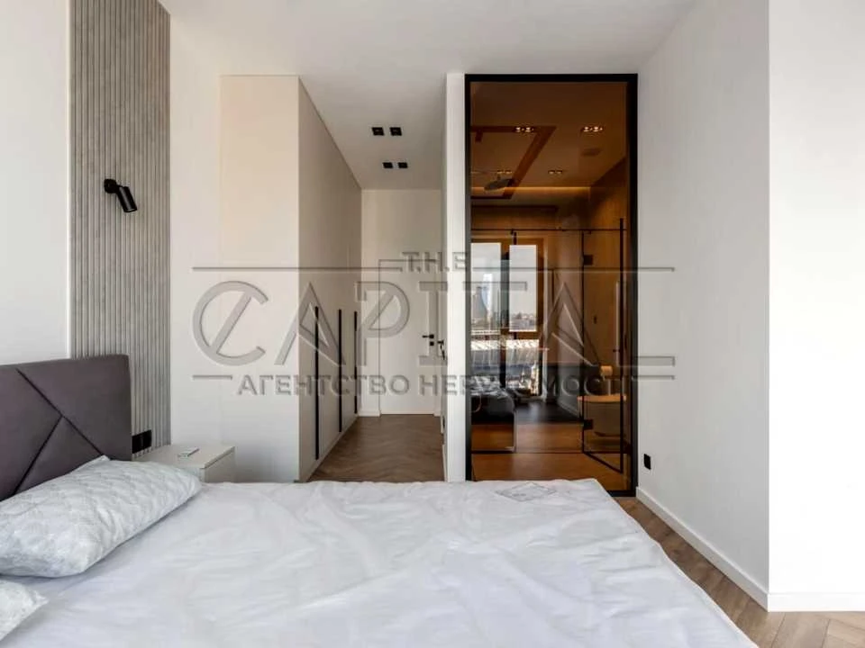 Apartment. Antonovicha st.