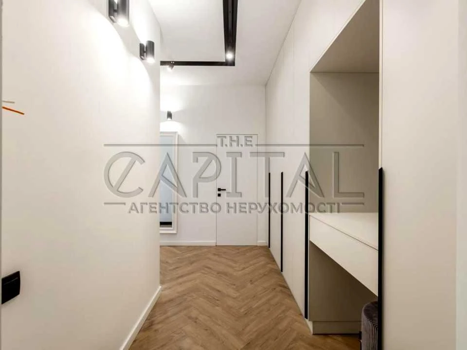 Apartment. Antonovicha st.