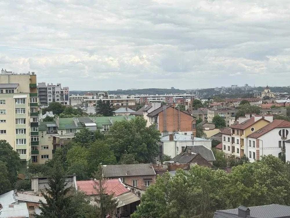 Exclusive 1-bedroom apartment for sale in the "Veselka" residential complex, Zalenichna Street